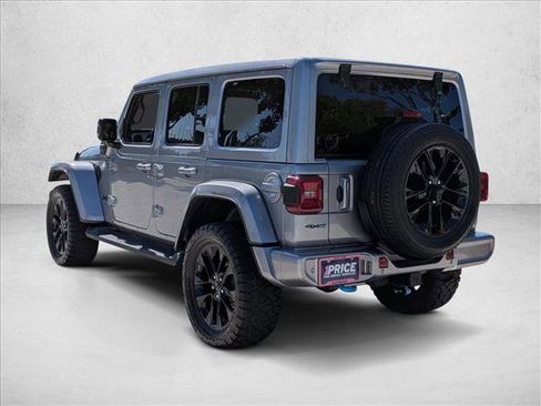 Used 2021 Jeep Wrangler Unlimited Sahara AWD/4WD image 8