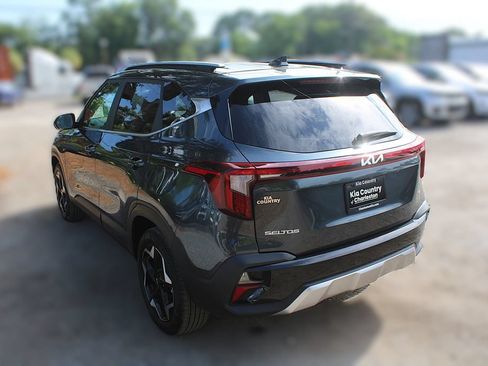Certified 2025 Kia Seltos EX w/ EX Sunroof Package AWD/4WD image 12