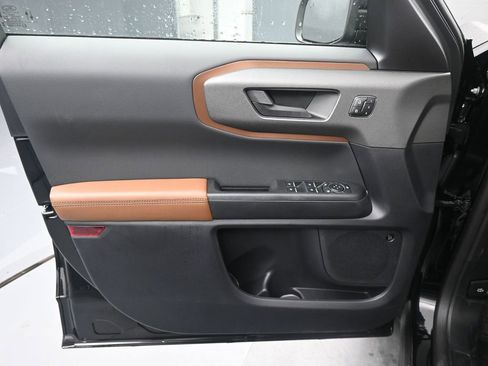 New 2025 Ford Bronco Sport Outer Banks w/ Sasquatch Outer Banks Package image 13