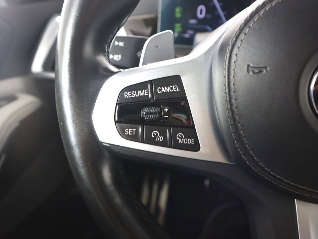 Used 2023 BMW X7 xDrive40i w/ M Sport Package AWD/4WD image 17