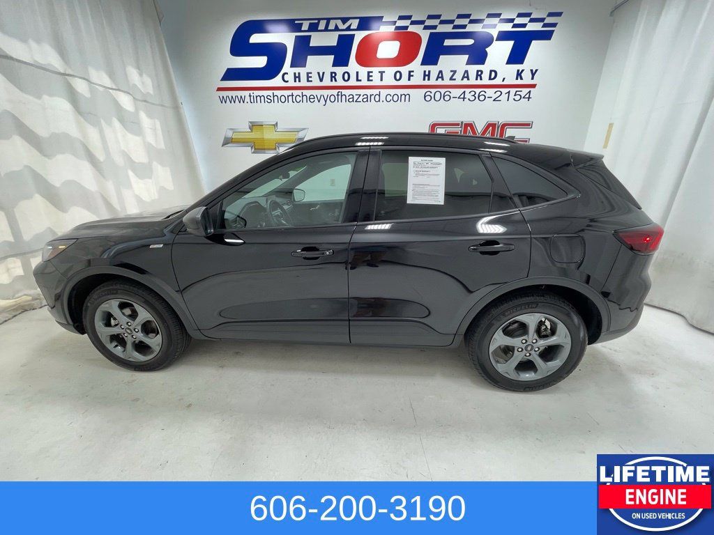Used 2025 Ford Escape ST-Line AWD/4WD image 11