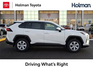 New 2025 Toyota RAV4 LE video 1