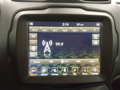 Used 2022 Jeep Renegade Latitude w/ Convenience Group image 25