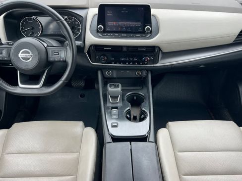 Used 2021 Nissan Rogue SV w/ Premium Package FWD image 4