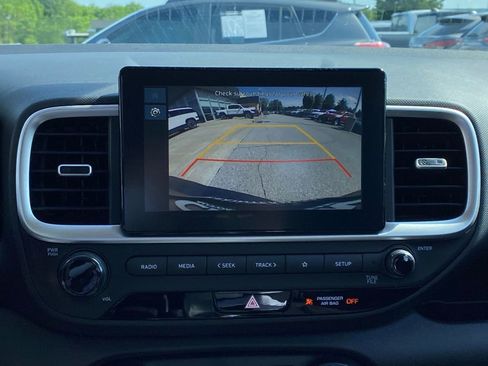 New 2026 Hyundai Venue SE FWD image 16