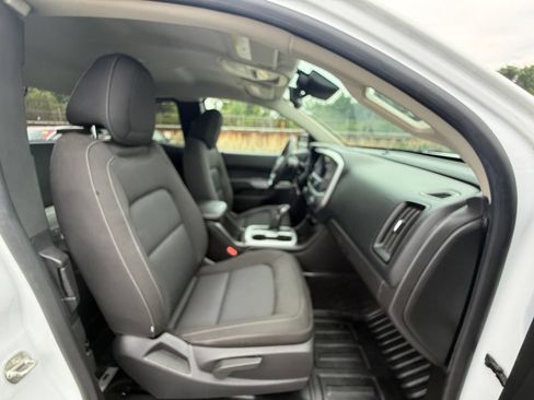 Used 2022 Chevrolet Colorado LT w/ Fleet Safety Package AWD/4WD image 29