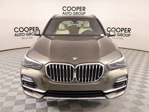 Used 2021 BMW X5 xDrive45e w/ Parking Assistance Package image 11