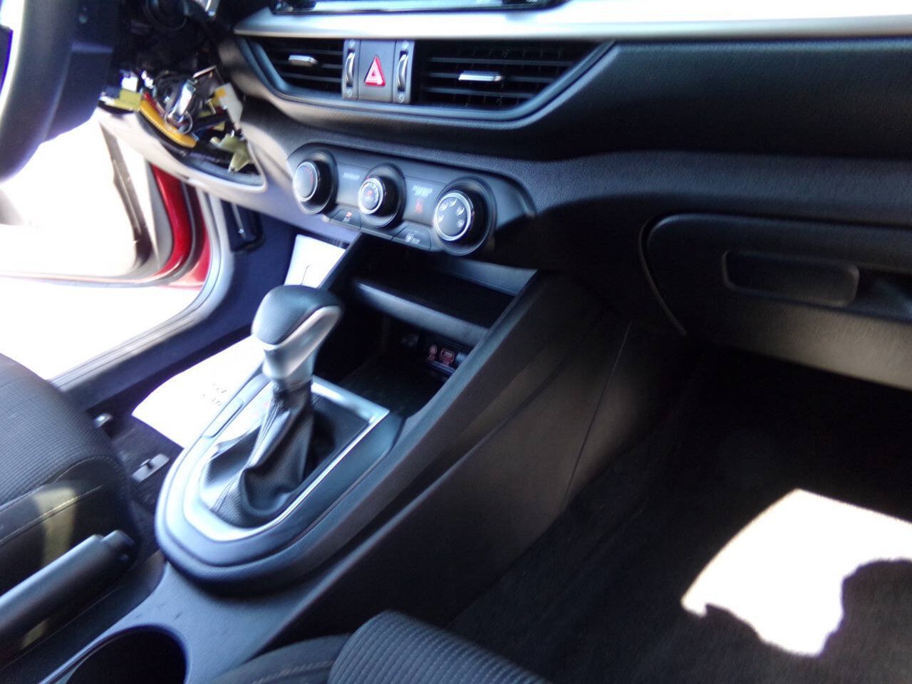 Used 2021 Kia Forte LXS FWD image 36
