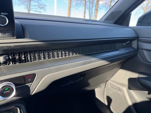 Certified 2024 Honda CR-V Sport image 27