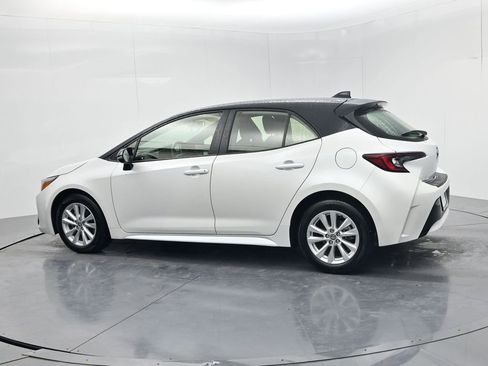 Used 2023 Toyota Corolla SE w/ SE Premium Package image 5