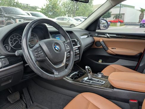 Used 2017 BMW X3 sDrive28i RWD image 11