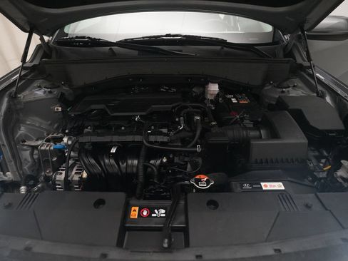 Used 2025 Hyundai Kona SEL AWD/4WD image 3