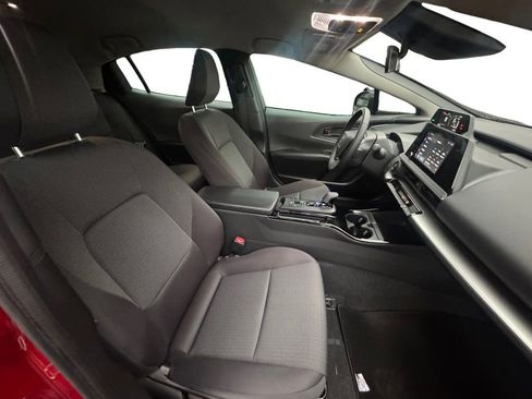 Used 2023 Toyota Prius Limited image 15