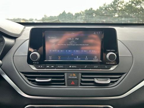 Used 2021 Nissan Altima 2.5 S image 25