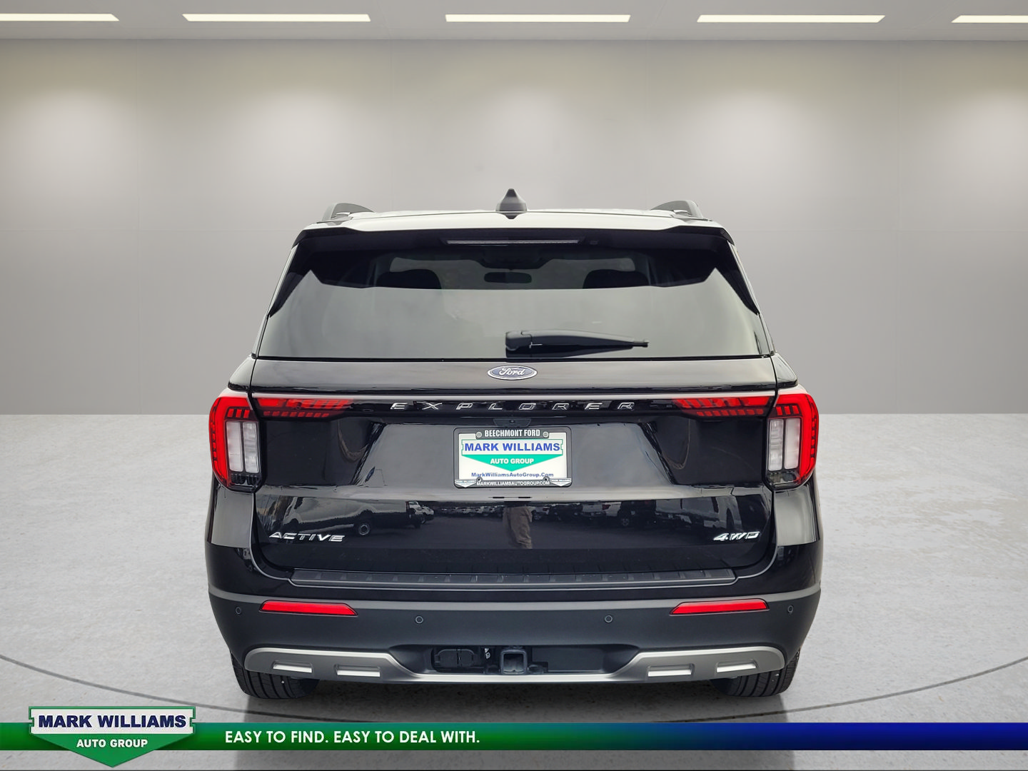 Used 2025 Ford Explorer Active w/ Active Comfort Package AWD/4WD image 5