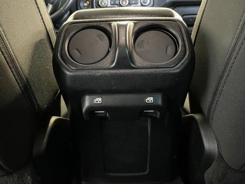 Used 2018 Jeep Wrangler Unlimited Sport S AWD/4WD image 26