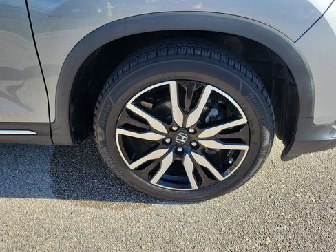 Used 2020 Honda Pilot Elite image 11