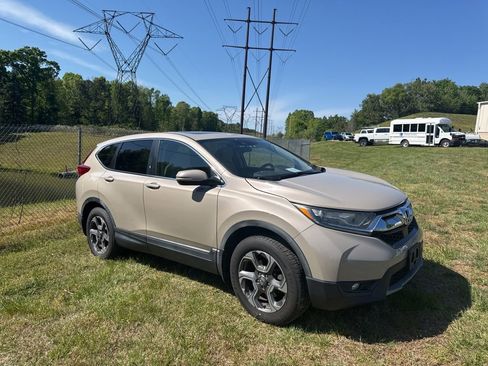 Used 2017 Honda CR-V EX image 1