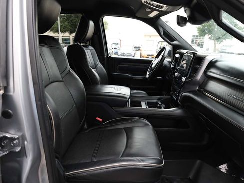 Used 2020 RAM 5500 4x4 Crew Cab image 36