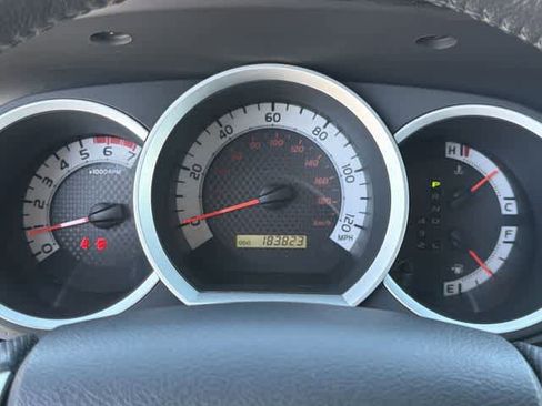 Used 2015 Toyota Tacoma PreRunner w/ Limited Package RWD image 25