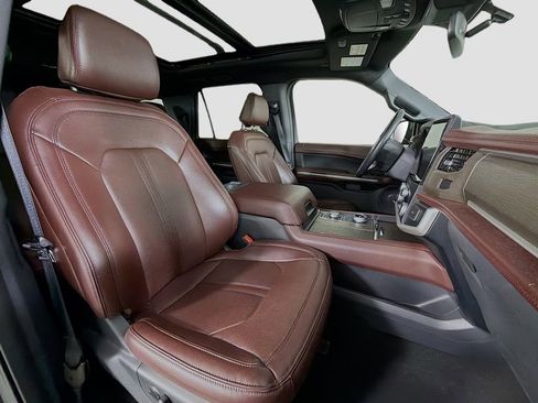 Used 2024 Ford Expedition Max Limited image 34