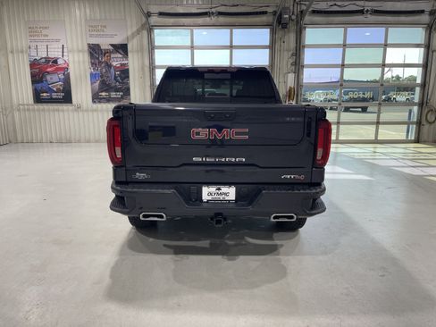 Used 2024 GMC Sierra 1500 AT4 w/ Technology Package AWD/4WD image 2