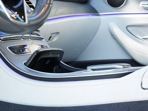 Used 2021 Mercedes-Benz E 350 Sedan image 16