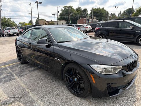 Used 2015 BMW M4 Coupe RWD image 3