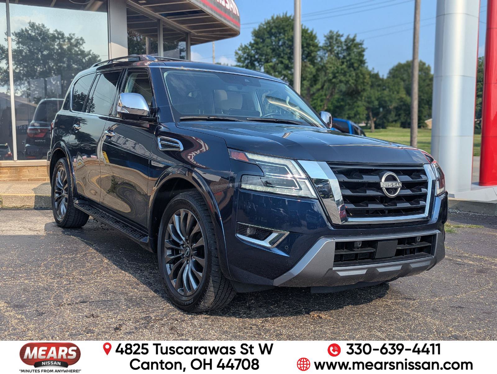 Used 2023 Nissan Armada Platinum w/ Captain's Chairs Package AWD/4WD image 1
