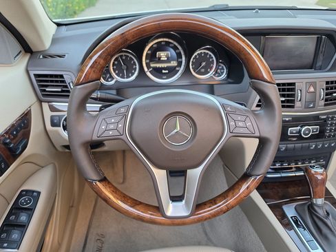 Used 2013 Mercedes-Benz E 350 Cabriolet image 40