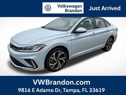 Used 2025 Volkswagen Jetta SEL FWD image 1