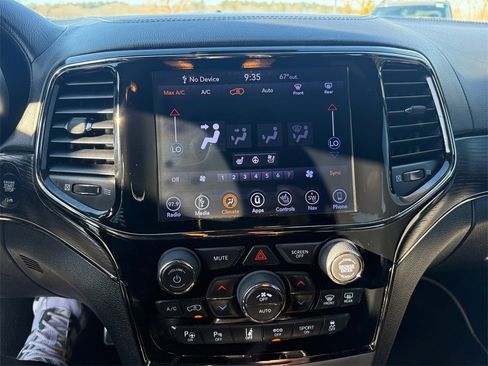 Used 2019 Jeep Grand Cherokee High Altitude image 21