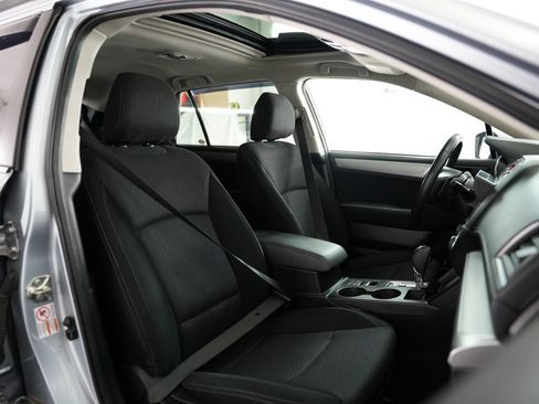 Used 2016 Subaru Outback 2.5i Premium AWD/4WD image 54