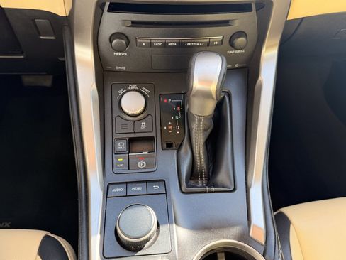 Used 2017 Lexus NX 200t FWD image 35