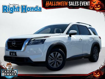 Used 2025 Nissan Pathfinder SV