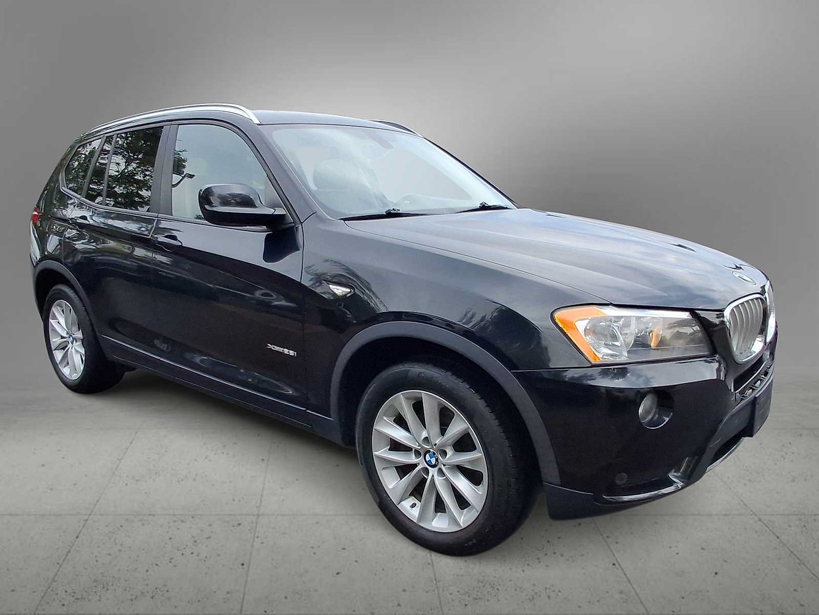 Used 2014 BMW X3 xDrive28i AWD/4WD image 2