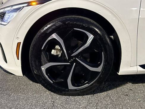 Used 2023 Kia EV6 GT-Line w/ GT-Line Suede Seat Package image 17