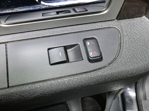 Used 2014 Ford F150 Platinum image 16