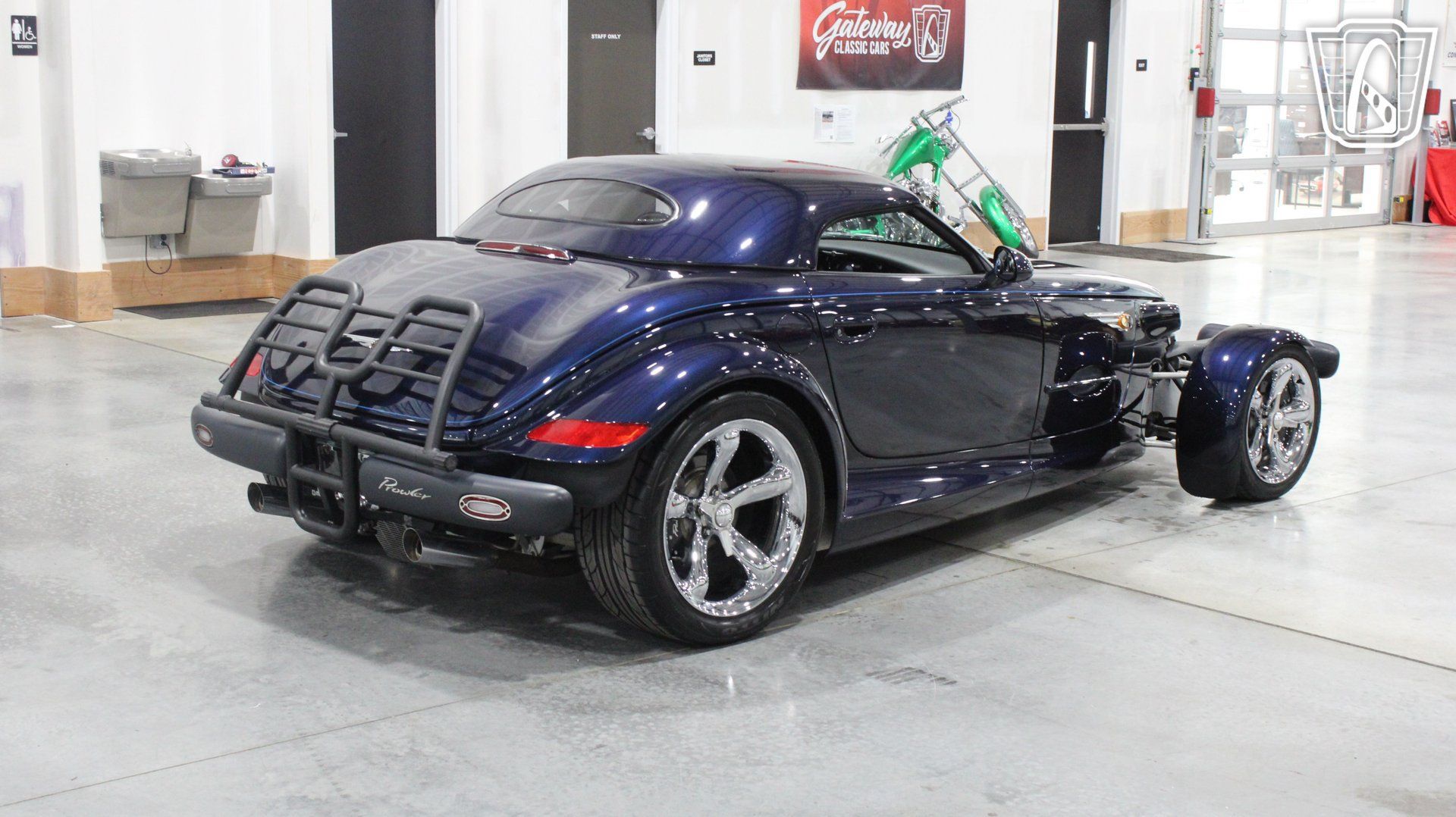 Used 2001 Chrysler Prowler RWD image 16