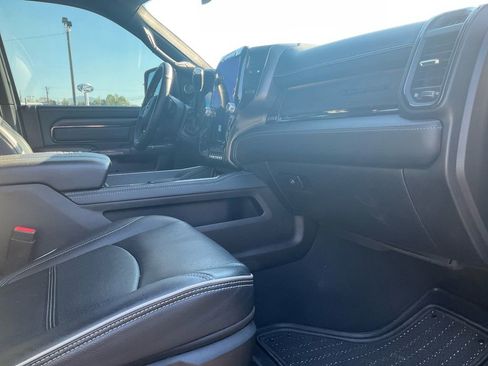 Used 2024 RAM 3500 Limited AWD/4WD image 11
