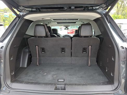 Certified 2018 Chevrolet Traverse LT w/ LPO, Floor Liner Package image 28
