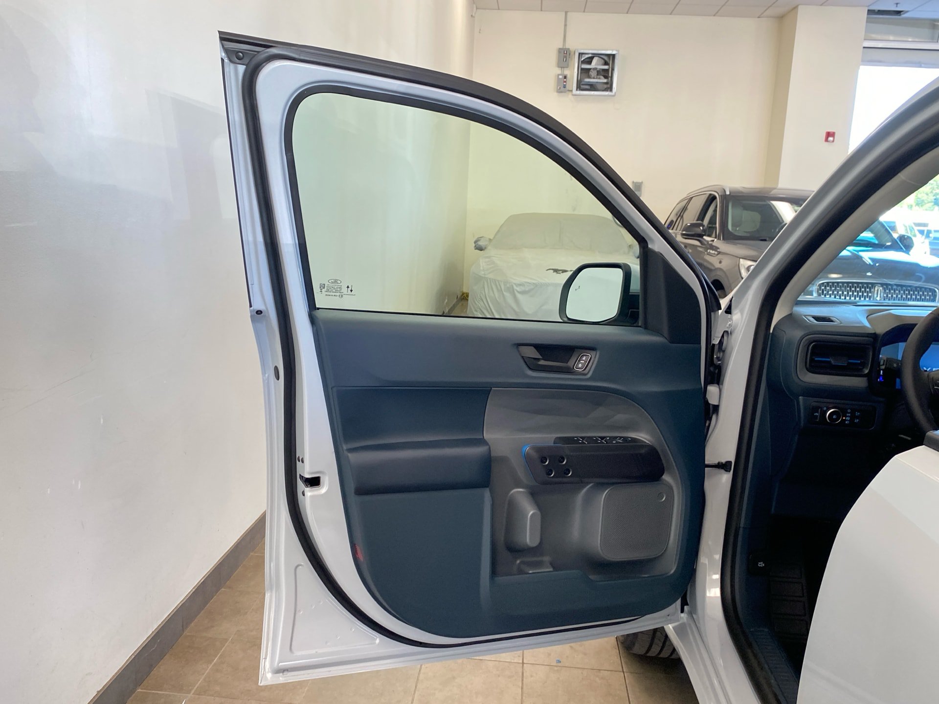 New 2026 Ford Maverick Lobo AWD/4WD image 14