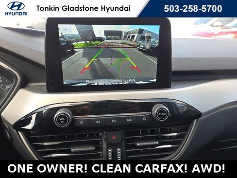 Used 2022 Ford Escape SE image 18