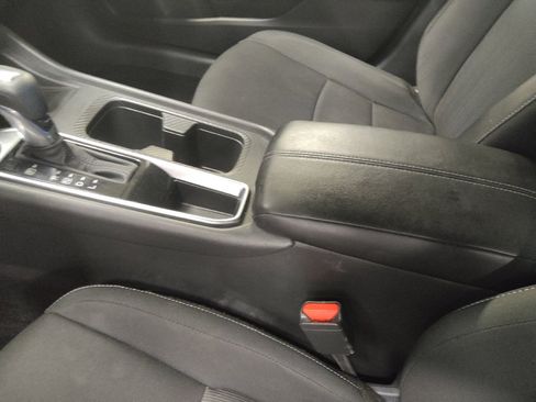 Used 2024 Nissan Sentra SV FWD image 26