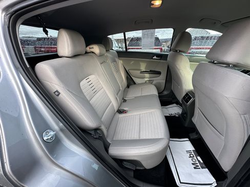 Used 2019 Kia Sportage LX w/ LX Popular Package image 14