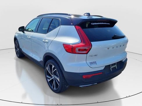 Used 2020 Volvo XC40 T5 R-Design AWD/4WD image 13