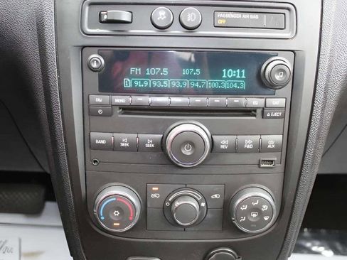 Used 2011 Chevrolet HHR LT w/ My Link Package image 12