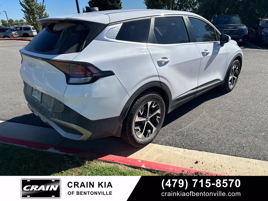 Certified 2023 Kia Sportage EX FWD image 4