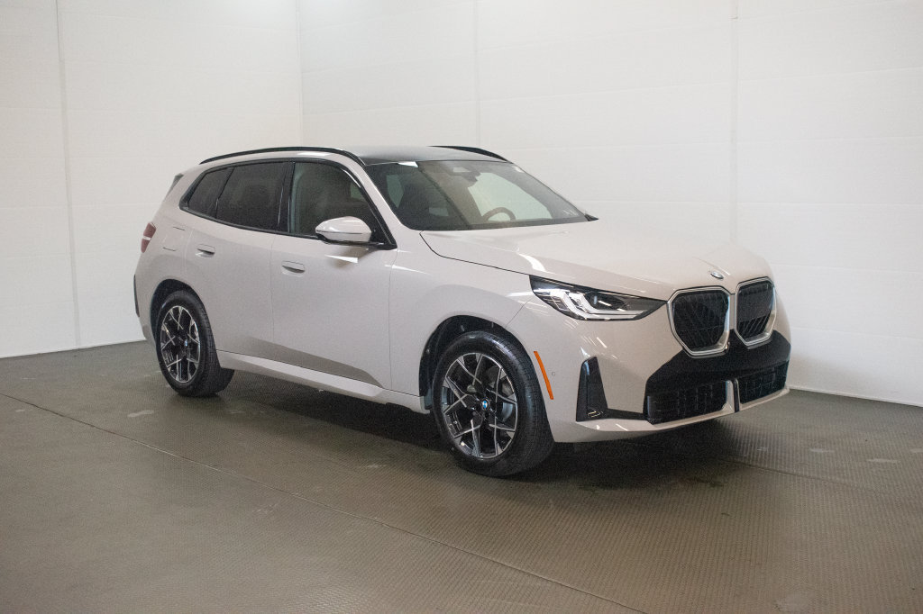 New 2026 BMW X3 xDrive30i w/ Premium Package AWD/4WD image 1