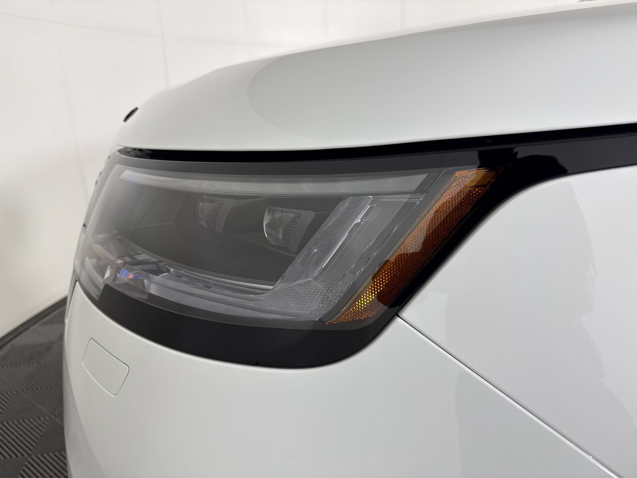 New 2026 Land Rover Range Rover SE AWD/4WD image 12